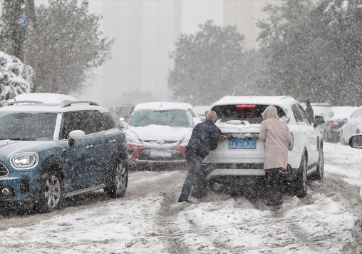 兴宝羽绒小编带大家解读：中国进入拉尼娜状态